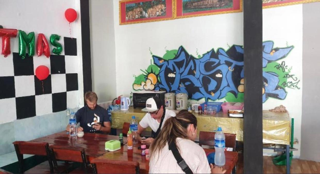 Vang Vieng Ruby Backpackers Hostel Extérieur photo