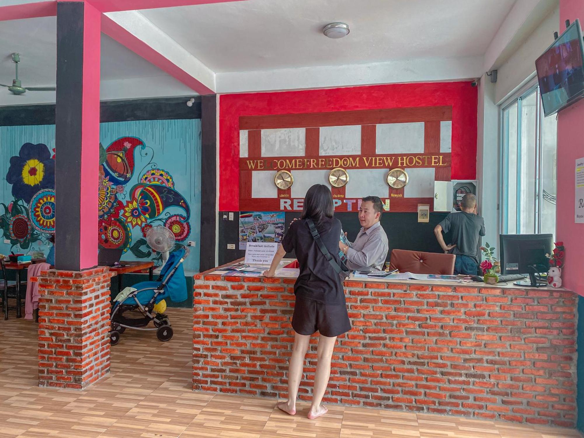 Vang Vieng Ruby Backpackers Hostel Extérieur photo